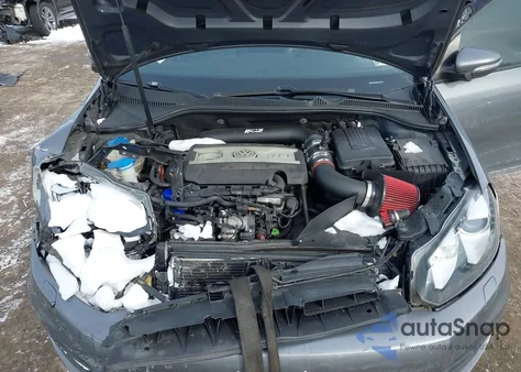 2013 Volkswagen Gti 4-Door Autobahn z USA, uszkodzony, nr VIN WVWGD7AJ8DW122966